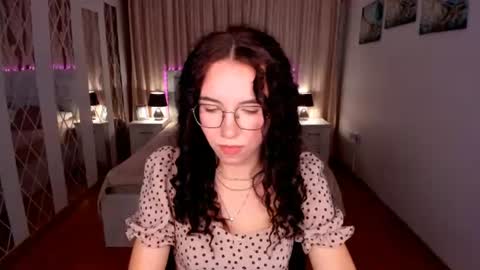 Snapshot of triciadaisy chatting on July 2026 10:32:02 AM TriciaDaisy online show from July 2026 10:32:02 AM