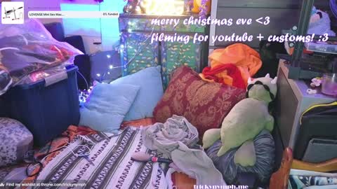 Cassie online show from December 2024 01:28:02 PM