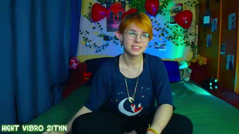 trickykitsune online show from March 2026 03:41:02 PM