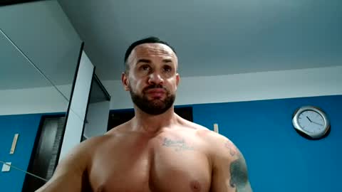Snapshot of tridentmuscles chatting on January 2025 09:18:01 PM tridentmuscles online show from January 2025 09:18:01 PM