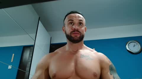 Snapshot of tridentmuscles chatting on January 2025 11:06:01 PM tridentmuscles online show from January 2025 11:06:01 PM
