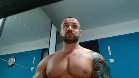 Snapshot of tridentmuscles chatting on January 2025 12:15:02 AM tridentmuscles online show from January 2025 12:15:02 AM