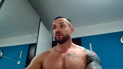Snapshot of tridentmuscles chatting on February 2025 10:22:01 PM tridentmuscles online show from February 2025 10:22:01 PM