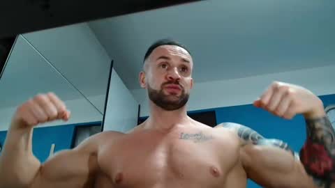 Snapshot of tridentmuscles chatting on February 2025 10:36:02 PM tridentmuscles online show from February 2025 10:36:02 PM