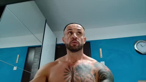 Snapshot of tridentmuscles chatting on September 2025 08:12:02 PM tridentmuscles online show from September 2025 08:12:02 PM