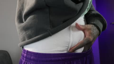 - trieone online show from April 2026 04:47:02 PM