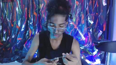 Snapshot of triiangel_latinboy chatting on May 2026 12:47:02 PM Johan online show from May 2026 12:47:02 PM
