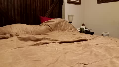 Snapshot of trillnonymau5 chatting on December 2024 08:15:01 PM trillnonymau5 online show from December 2024 08:15:01 PM