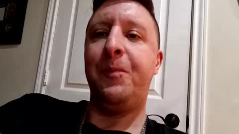 Snapshot of trillnonymau5 chatting on December 2024 11:41:02 PM trillnonymau5 online show from December 2024 11:41:02 PM