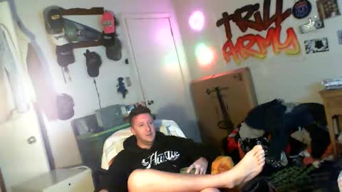 Snapshot of trillnonymau5 chatting on December 2024 02:23:02 PM trillnonymau5 online show from December 2024 02:23:02 PM