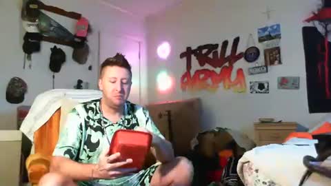 Snapshot of trillnonymau5 chatting on January 2025 09:37:01 PM trillnonymau5 online show from January 2025 09:37:01 PM