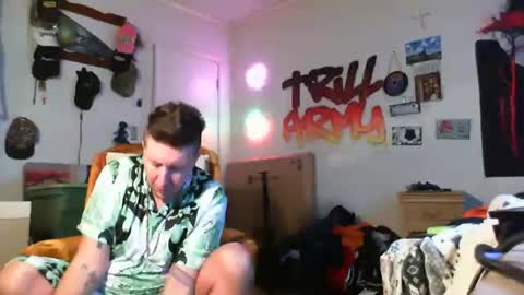 Snapshot of trillnonymau5 chatting on January 2025 09:42:02 PM trillnonymau5 online show from January 2025 09:42:02 PM