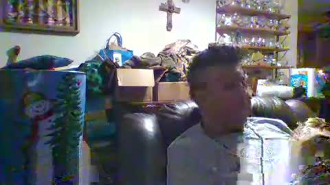 Snapshot of trillnonymau5 chatting on January 2025 02:18:02 AM trillnonymau5 online show from January 2025 02:18:02 AM