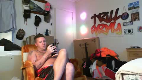 Snapshot of trillnonymau5 chatting on January 2025 09:24:01 AM trillnonymau5 online show from January 2025 09:24:01 AM