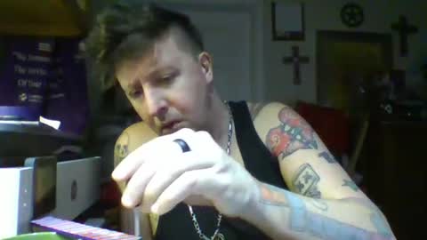 Snapshot of trillnonymau5 chatting on January 2025 02:35:01 AM trillnonymau5 online show from January 2025 02:35:01 AM