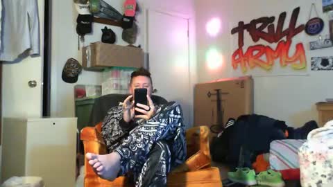 Snapshot of trillnonymau5 chatting on January 2025 03:26:02 PM trillnonymau5 online show from January 2025 03:26:02 PM