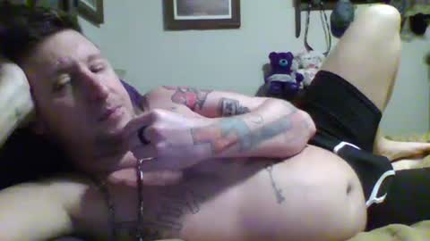 Snapshot of trillnonymau5 chatting on February 2025 06:06:01 AM trillnonymau5 online show from February 2025 06:06:01 AM