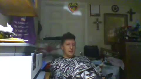 Snapshot of trillnonymau5 chatting on February 2025 02:06:02 AM trillnonymau5 online show from February 2025 02:06:02 AM