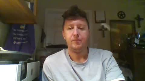 Snapshot of trillnonymau5 chatting on February 2025 01:35:01 AM trillnonymau5 online show from February 2025 01:35:01 AM