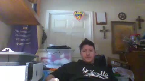 Snapshot of trillnonymau5 chatting on February 2025 10:58:01 PM trillnonymau5 online show from February 2025 10:58:01 PM