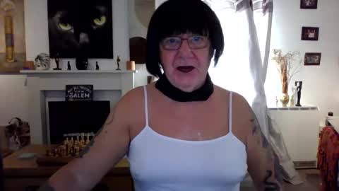 Snapshot of trinity1011 chatting on October 2025 07:56:01 AM trinity1011 online show from October 2025 07:56:01 AM