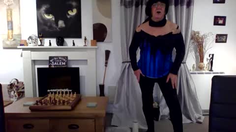 Snapshot of trinity1011 chatting on November 2025 06:56:02 AM trinity1011 online show from November 2025 06:56:02 AM