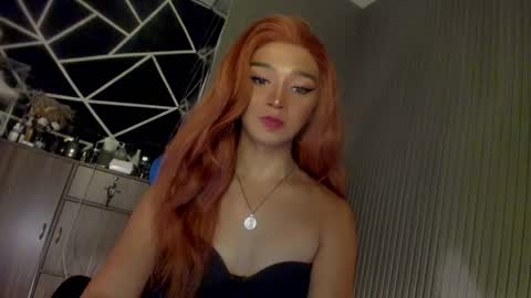 Snapshot of trinityfucksyou chatting on January 2025 01:40:02 PM Ms Ella online show from January 2025 01:40:02 PM