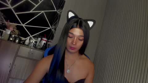 Snapshot of trinityfucksyou chatting on February 2025 05:27:01 PM Ms Ella online show from February 2025 05:27:01 PM