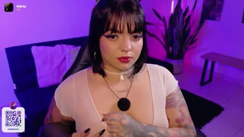 Snapshot of trip_inked chatting on February 2026 12:28:01 PM Val martinez online show from February 2026 12:28:01 PM