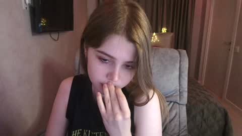 tripleprinces online show from January 2025 06:34:02 PM