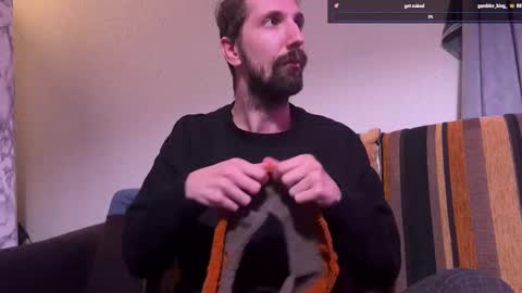 Snapshot of triplestripes chatting on September 2025 10:31:01 PM SibSab online show from September 2025 10:31:01 PM