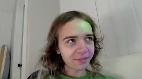 trippybb222 online show from December 2025 03:32:02 PM