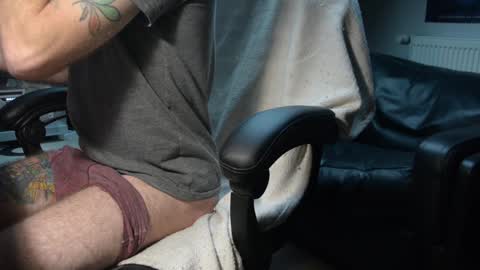 Snapshot of tripstocum chatting on December 2024 08:59:01 AM FluideAmer online show from December 2024 08:59:01 AM