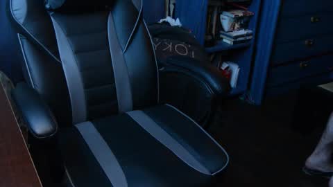 Snapshot of tripstocum chatting on November 2025 02:19:01 PM FluideAmer online show from November 2025 02:19:01 PM