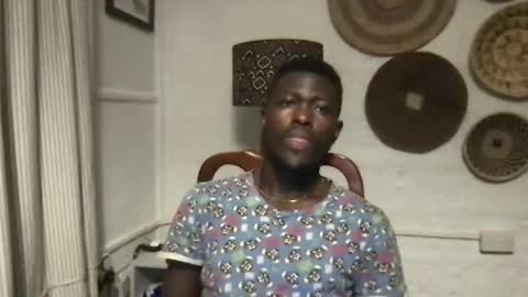 Trisboo5 online show from December 2024 08:36:01 PM