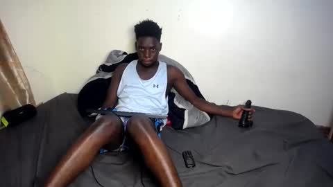 Trisboo5 online show from February 2025 06:19:01 PM