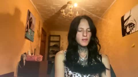  Sofa Im new here and so far I do not take off the panties online show from October 2025 05:14:01 PM