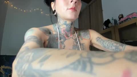 Snapshot of tristan_fantasycam22 chatting on April 2026 08:36:02 PM Tristan And Samara online show from April 2026 08:36:02 PM