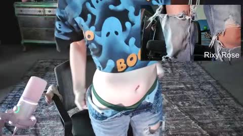 RixyRose online show from October 2025 03:47:02 PM