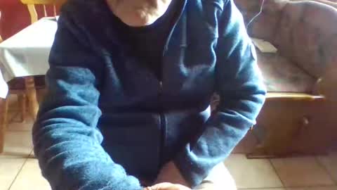 Snapshot of trobelle chatting on May 2026 09:28:02 AM trobelle online show from May 2026 09:28:02 AM