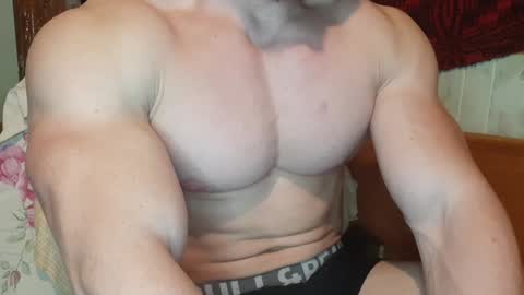 Troncq online show from February 2025 03:17:02 PM