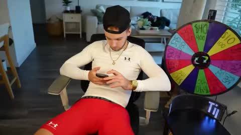 Snapshot of troy_greenxo chatting on February 2026 10:31:01 PM Troy Green online show from February 2026 10:31:01 PM