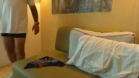 Troy online show from April 2026 03:53:01 AM