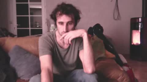 trucdeoufouf online show from January 2025 10:12:02 PM