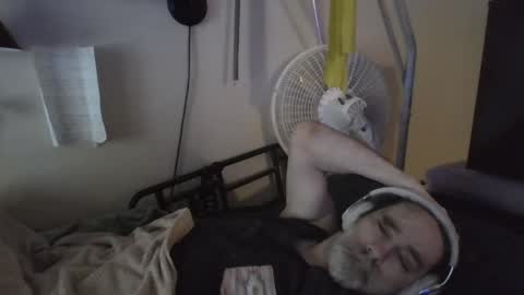 Snapshot of truckinjoe chatting on May 2026 12:38:01 AM Joe online show from May 2026 12:38:01 AM