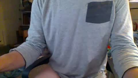 Snapshot of truk1976 chatting on November 2025 03:51:01 PM truk1976 online show from November 2025 03:51:01 PM
