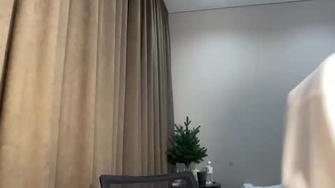 tryme_muse online show from February 2026 06:37:02 PM