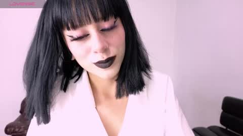 Cait online show from April 2026 02:25:01 AM