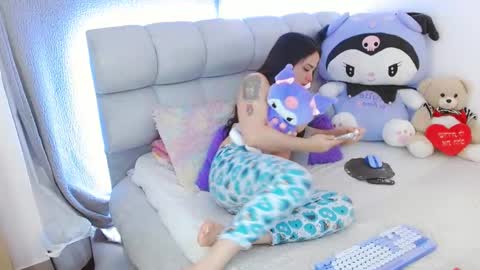 Snapshot of ts__queen chatting on February 2026 02:16:02 PM KYLIE QUEEN online show from February 2026 02:16:02 PM