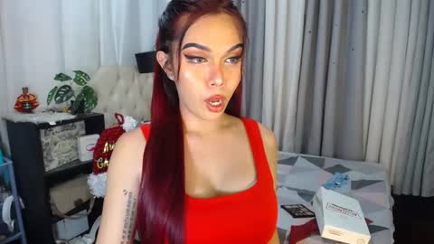 Snapshot of ts_tatiana chatting on December 2024 11:57:02 AM billie online show from December 2024 11:57:02 AM